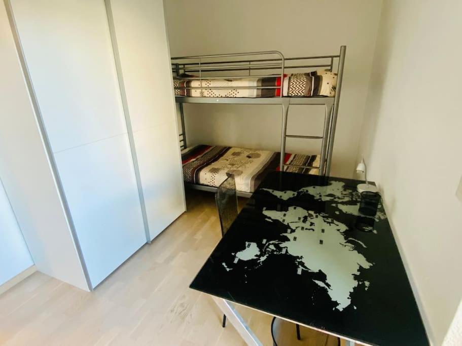 Le Standing Parking Wifi Metz Un-Sejour-A-Part Apartamento Exterior foto