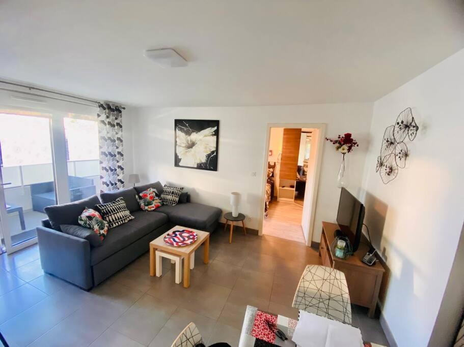Le Standing Parking Wifi Metz Un-Sejour-A-Part Apartamento Exterior foto